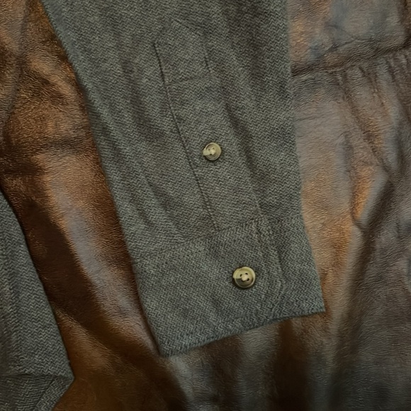 Flannel - Picture 5 of 7